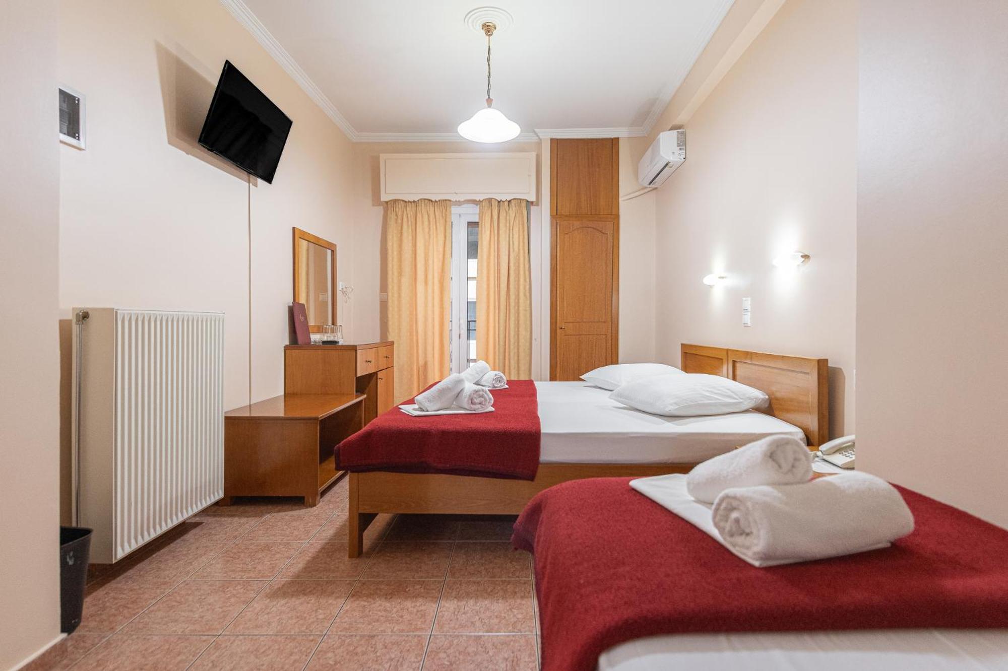Hotel Faros II Pireus Exteriér fotografie