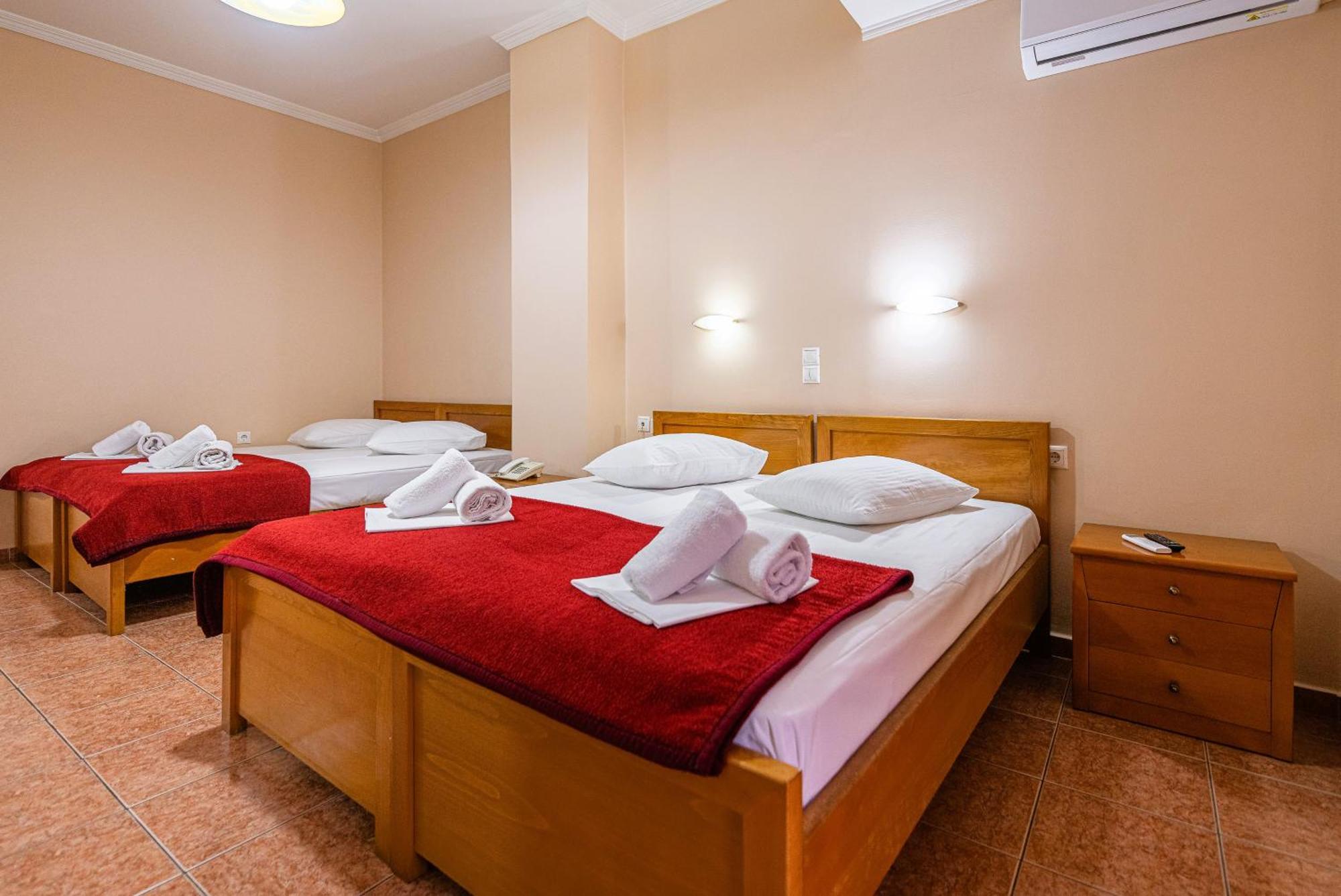 Hotel Faros II Pireus Exteriér fotografie